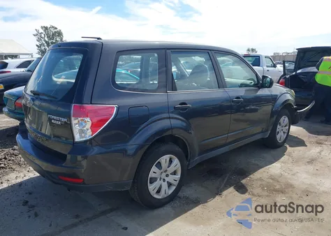 2009 Subaru Forester 2.5X из США, поврежденный, VIN JF2SH61669G793785
